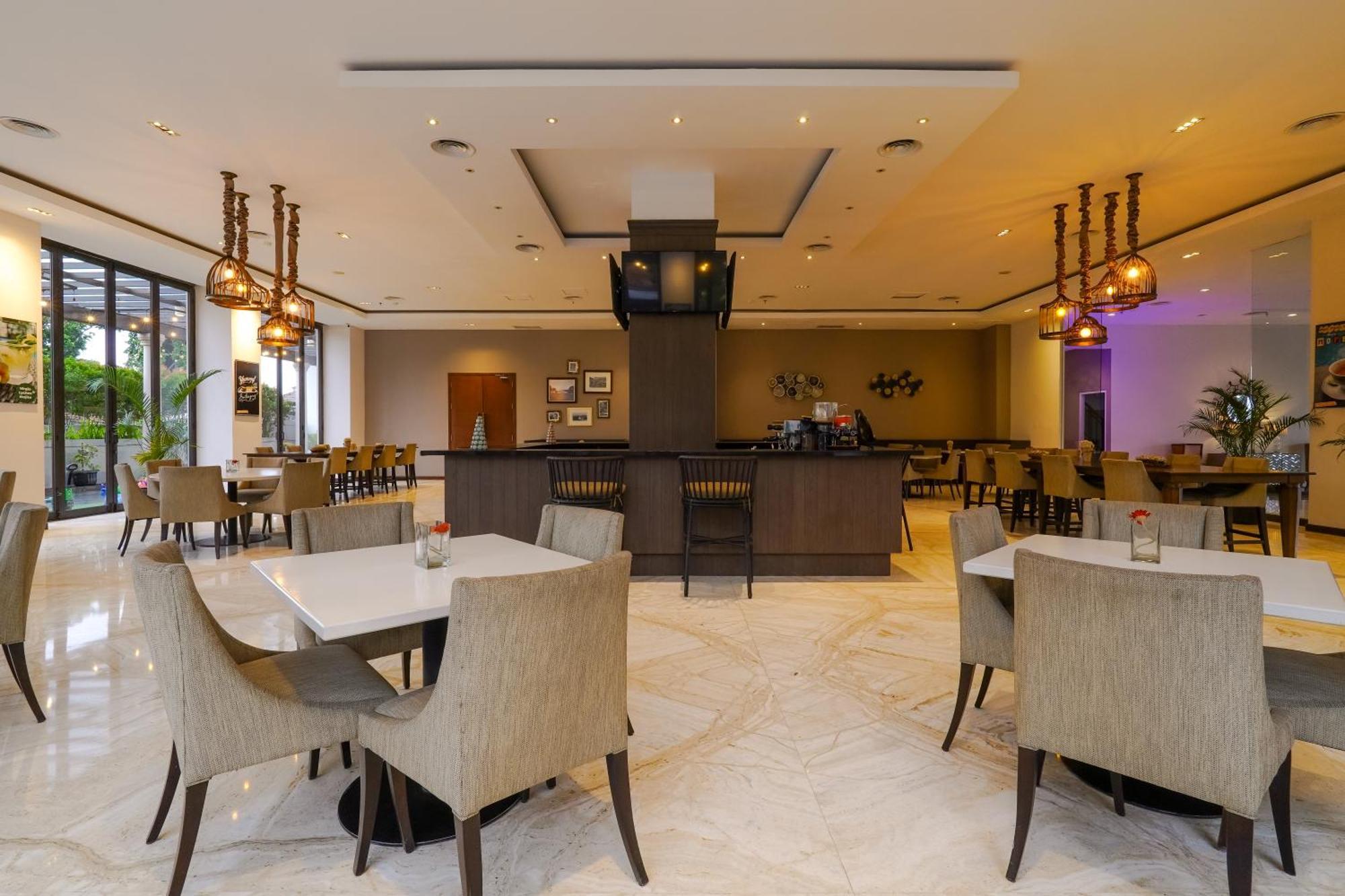 Royal Padjadjaran Hotel Bogor Esterno foto