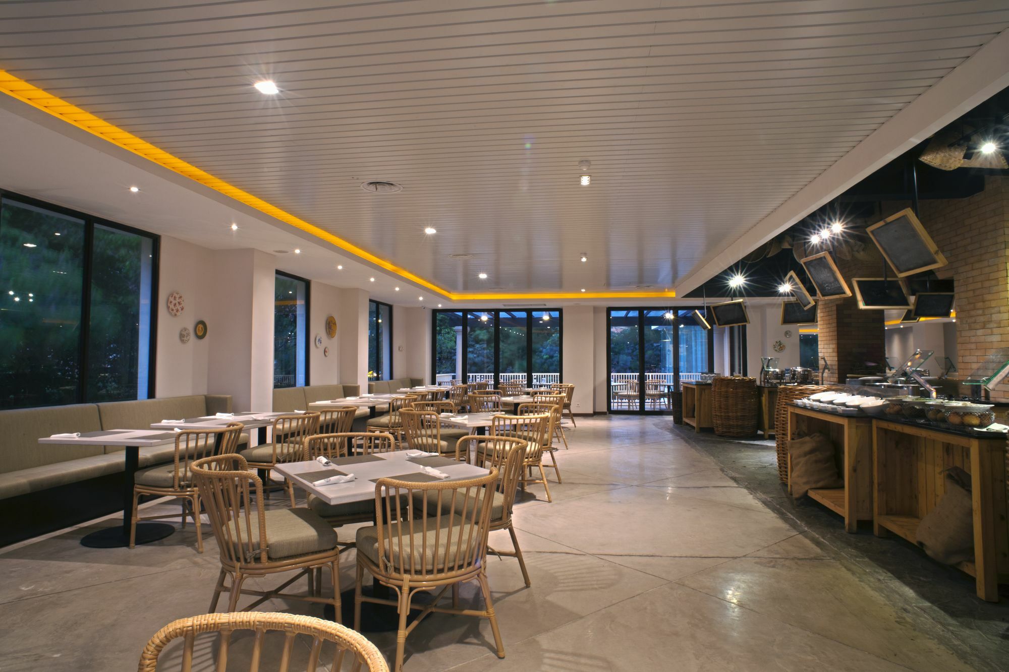 Royal Padjadjaran Hotel Bogor Esterno foto